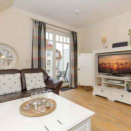 Fewo Strandgut Mit Balkon In Kuehlungsborn Ost Exterior foto